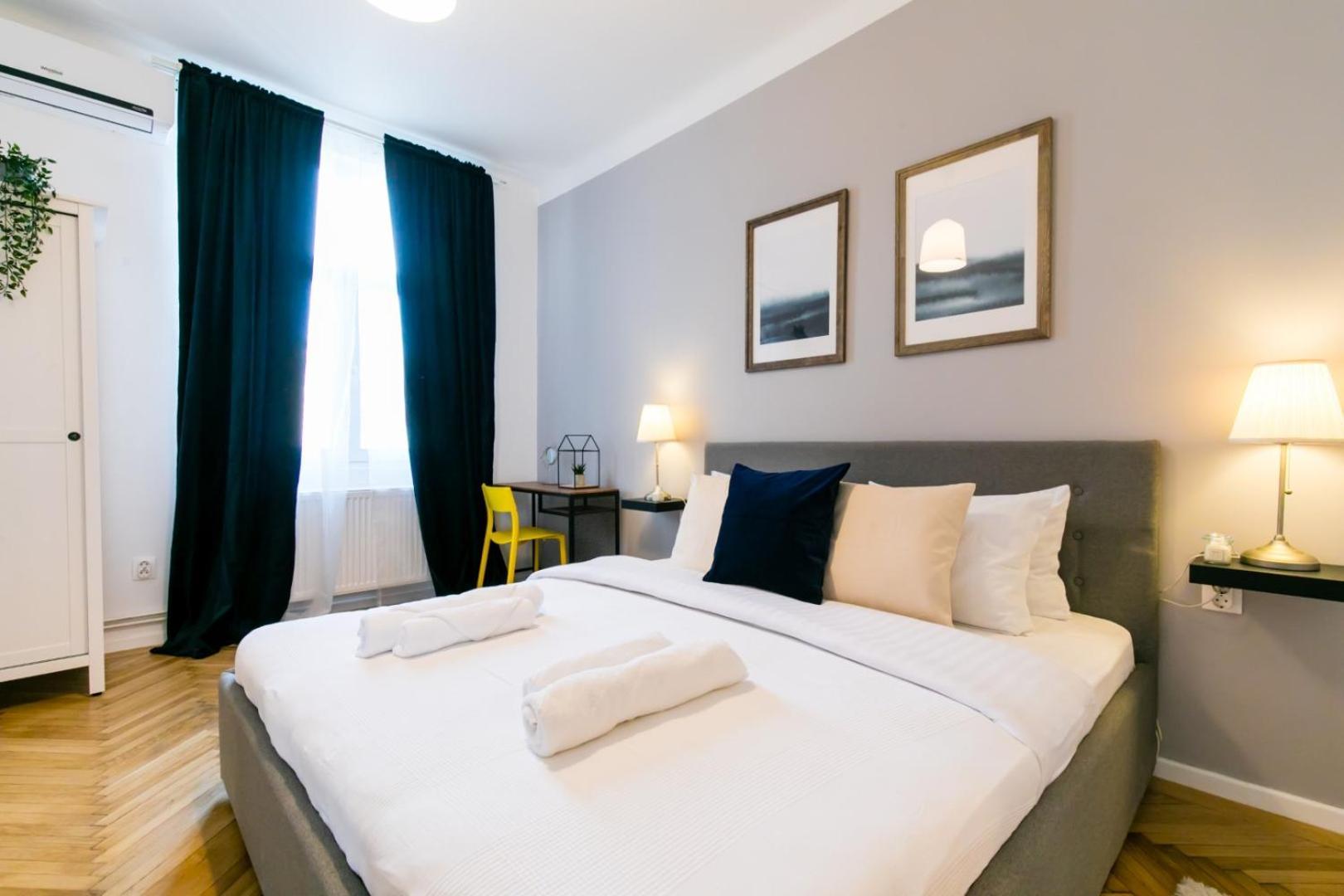 Heart Of The City - Cozy Apartments In Prime Location Bucareste Exterior foto